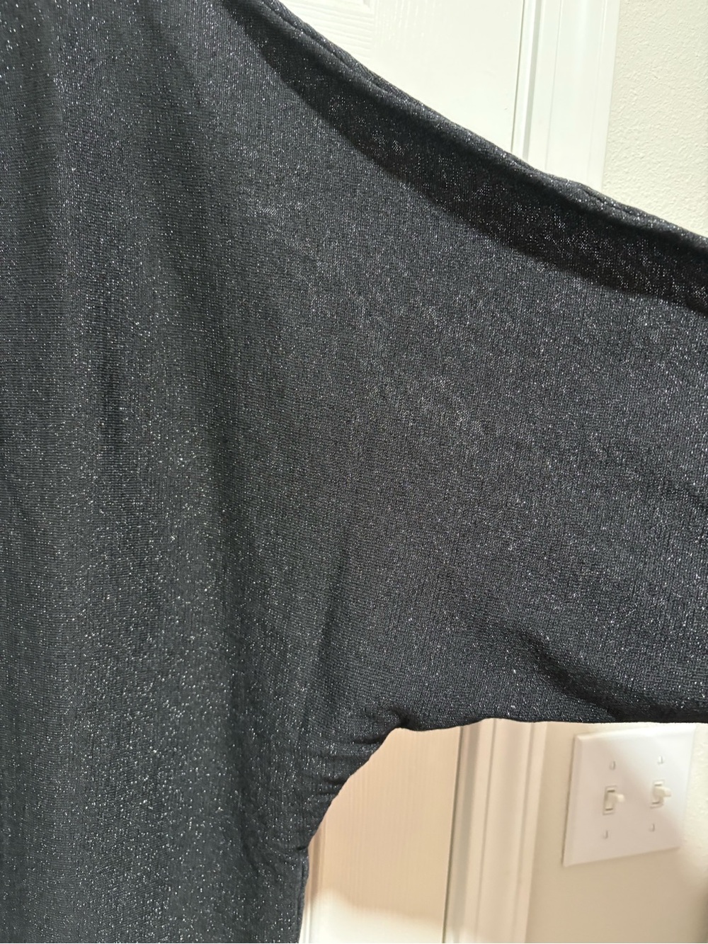 Avenue Black Sparkle Dolman Sleeve Top Size 26/28 NWT - Picture 7 of 11